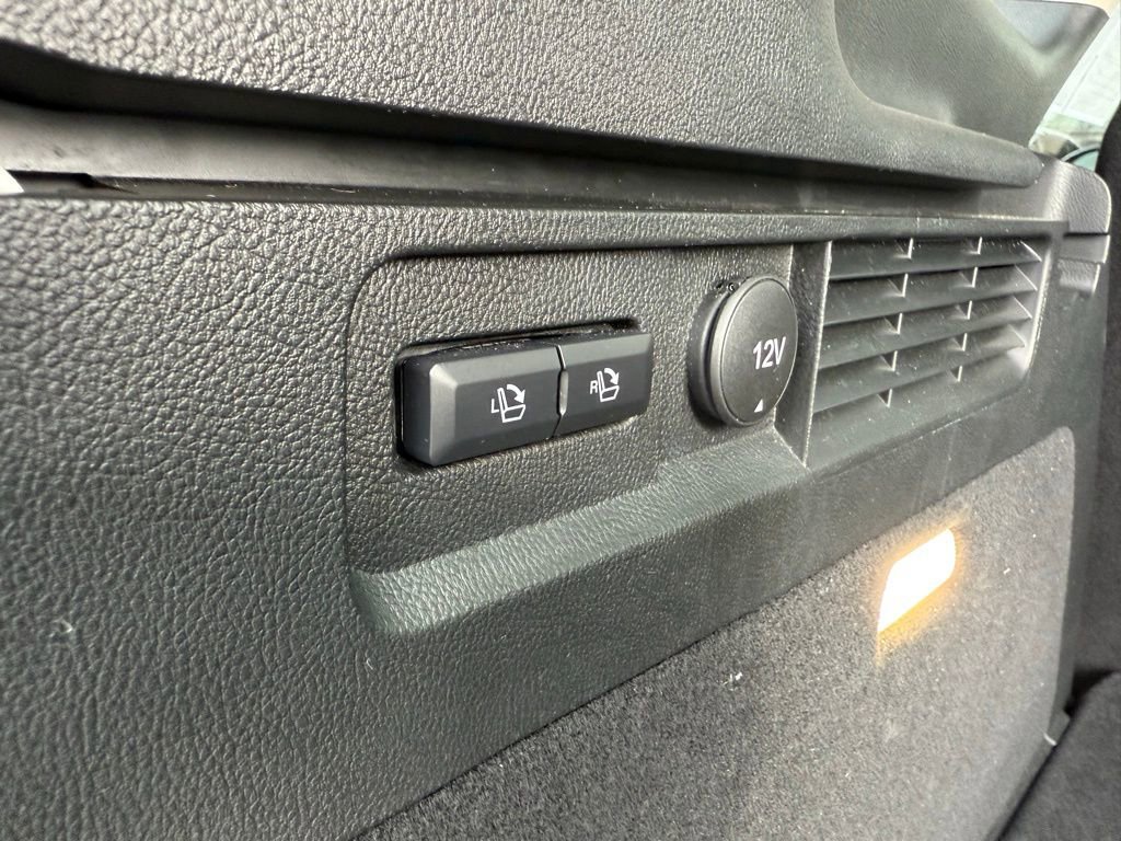 Used 2023 Lincoln Nautilus Reserve w/ Equipment Group 201A image 32