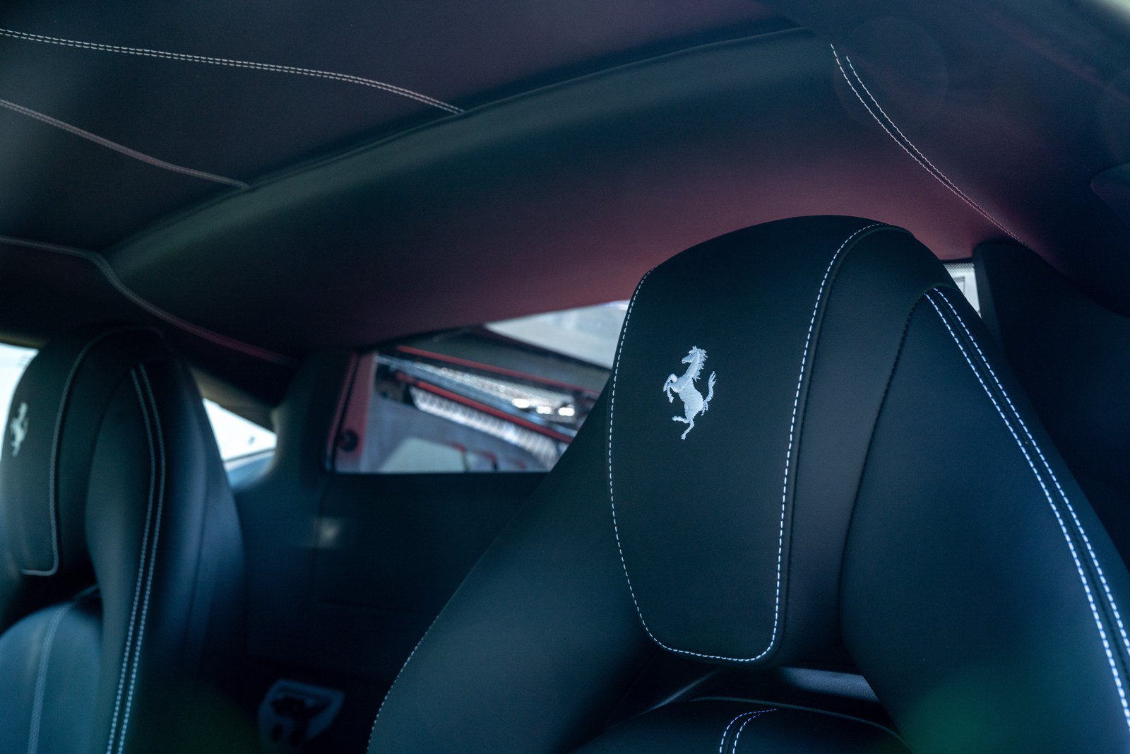 Used 2022 Ferrari F8 Tributo RWD image 35