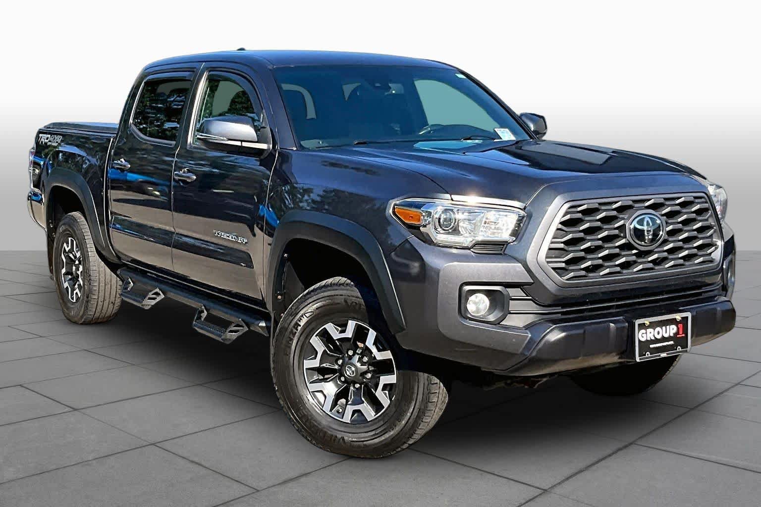 Used 2020 Toyota Tacoma TRD Off-Road w/ Technology Package AWD/4WD image 3