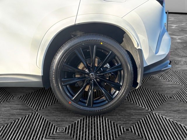 Used 2024 Lexus NX 350 F Sport image 29