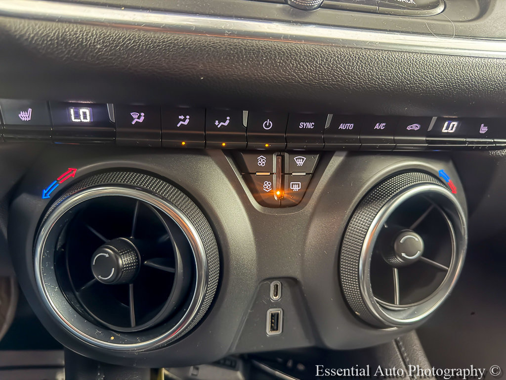Used 2022 Chevrolet Blazer LT FWD image 16