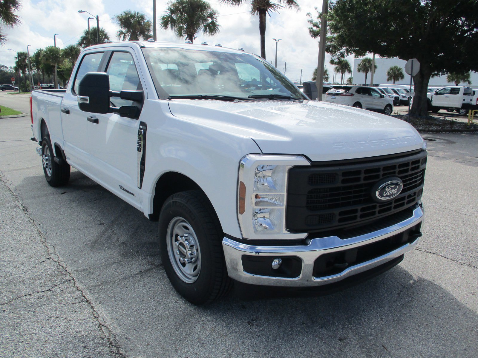 New 2024 Ford F350 XL w/ XL Chrome Package