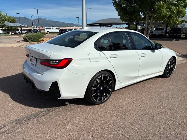 Used 2025 BMW 330i xDrive Sedan w/ M Sport Package AWD/4WD image 9