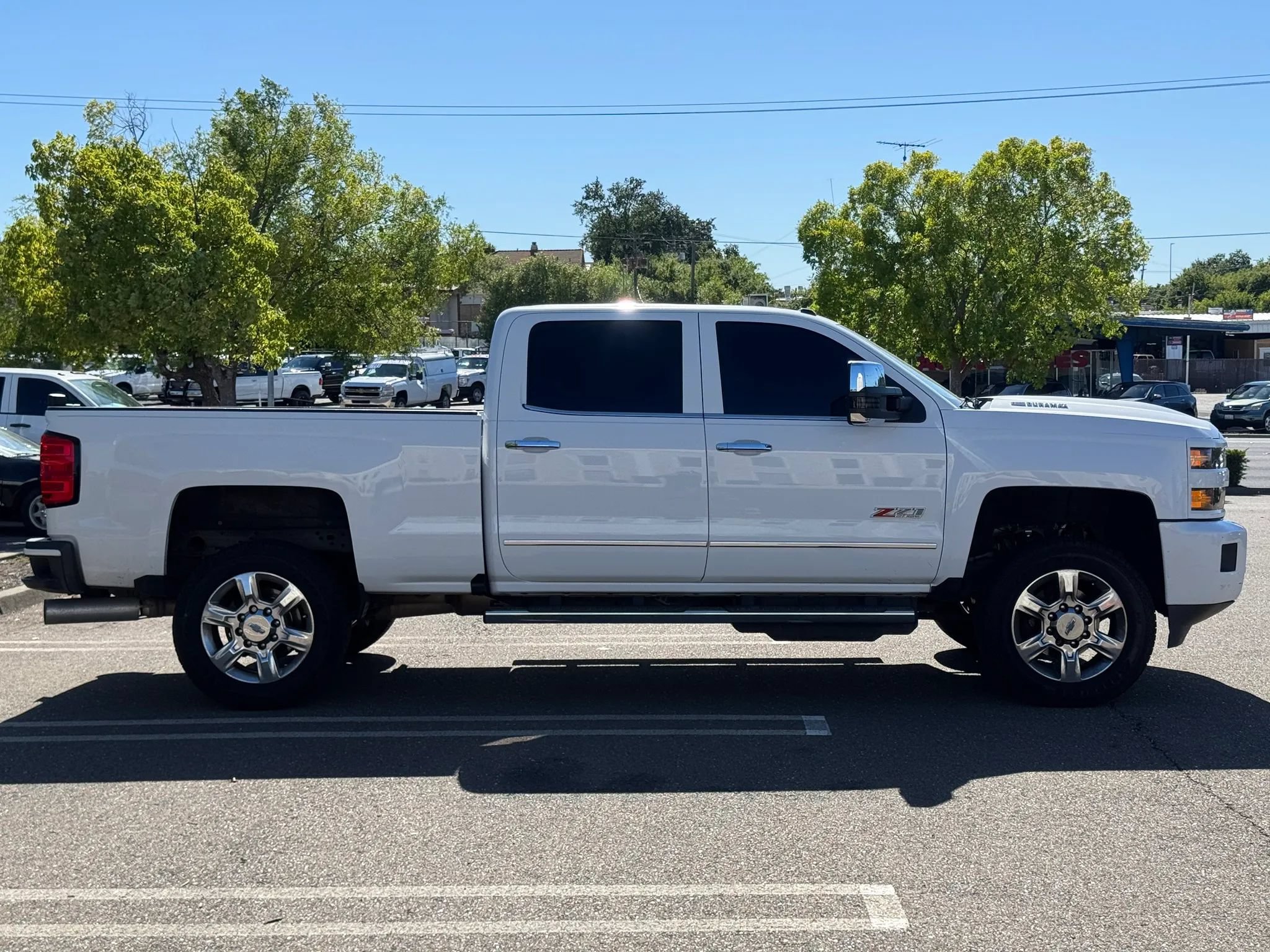 Used 2018 Chevrolet Silverado 2500 LTZ w/ Duramax Plus Package AWD/4WD image 4