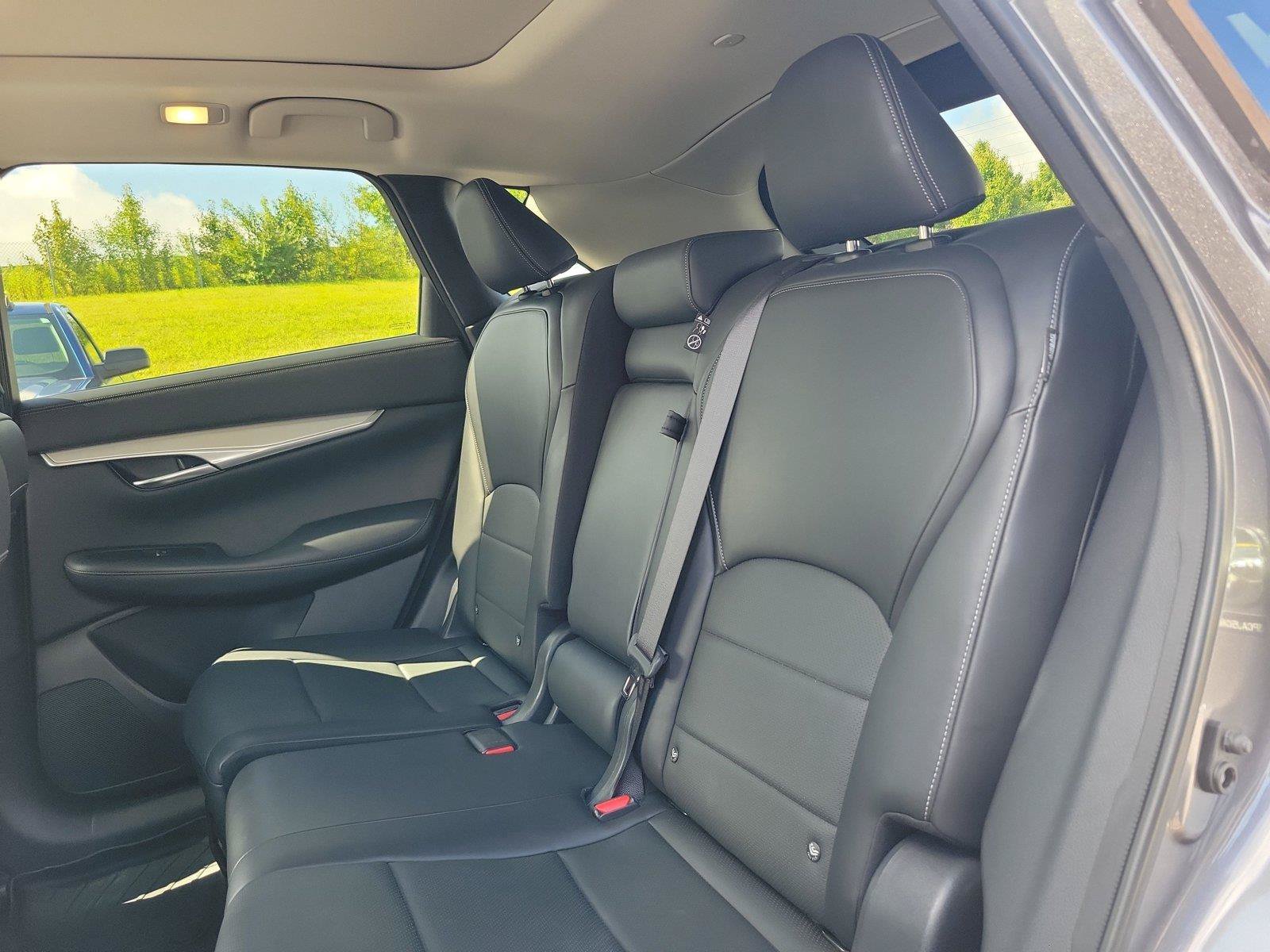 Used 2021 INFINITI QX50 Essential w/ Convenience Package FWD image 18