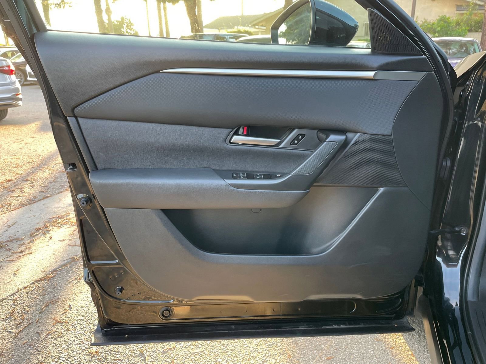 Used 2025 MAZDA CX-50 AWD 2.5 S w/ Select Package image 7