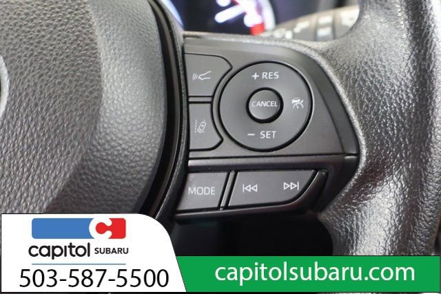 Used 2025 Toyota RAV4 XLE AWD/4WD image 19