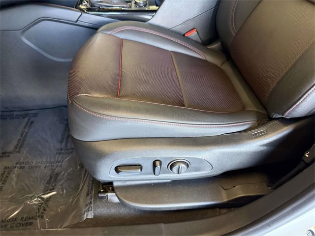 Used 2021 Chevrolet Blazer RS w/ Enhanced Convenience Package image 3