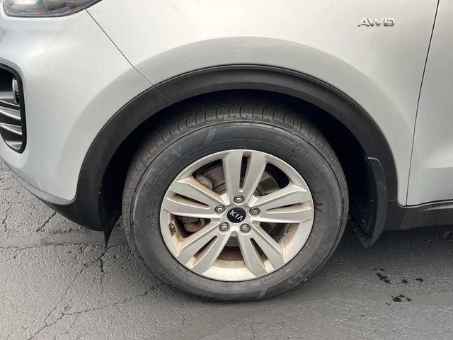 Used 2017 Kia Sportage LX w/ LX Popular Package AWD/4WD image 10