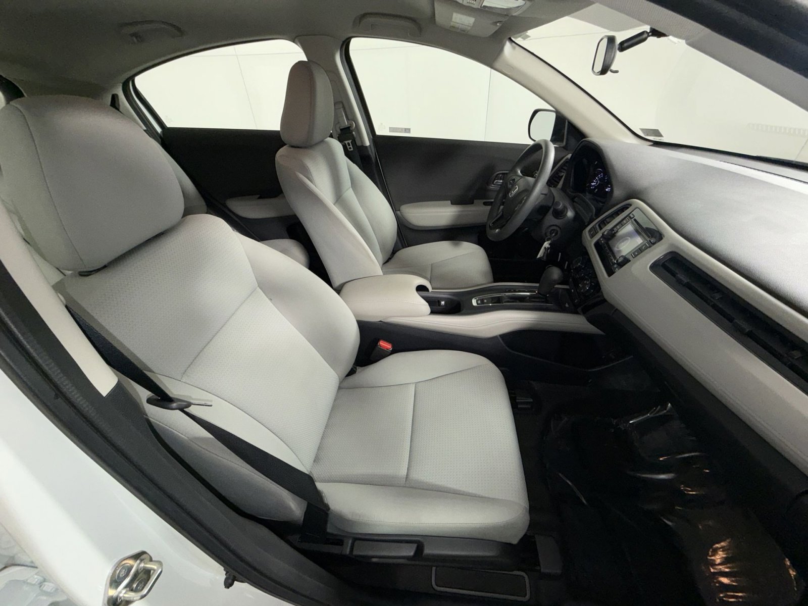 Used 2021 Honda HR-V LX image 25