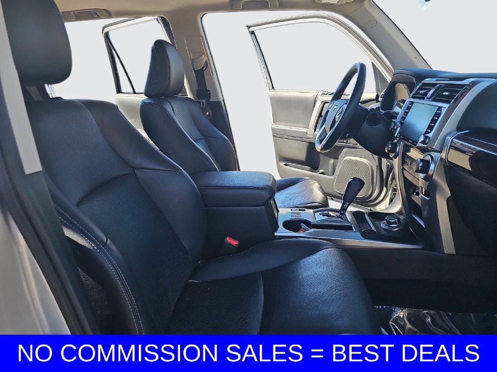 Used 2022 Toyota 4Runner Limited AWD/4WD image 10