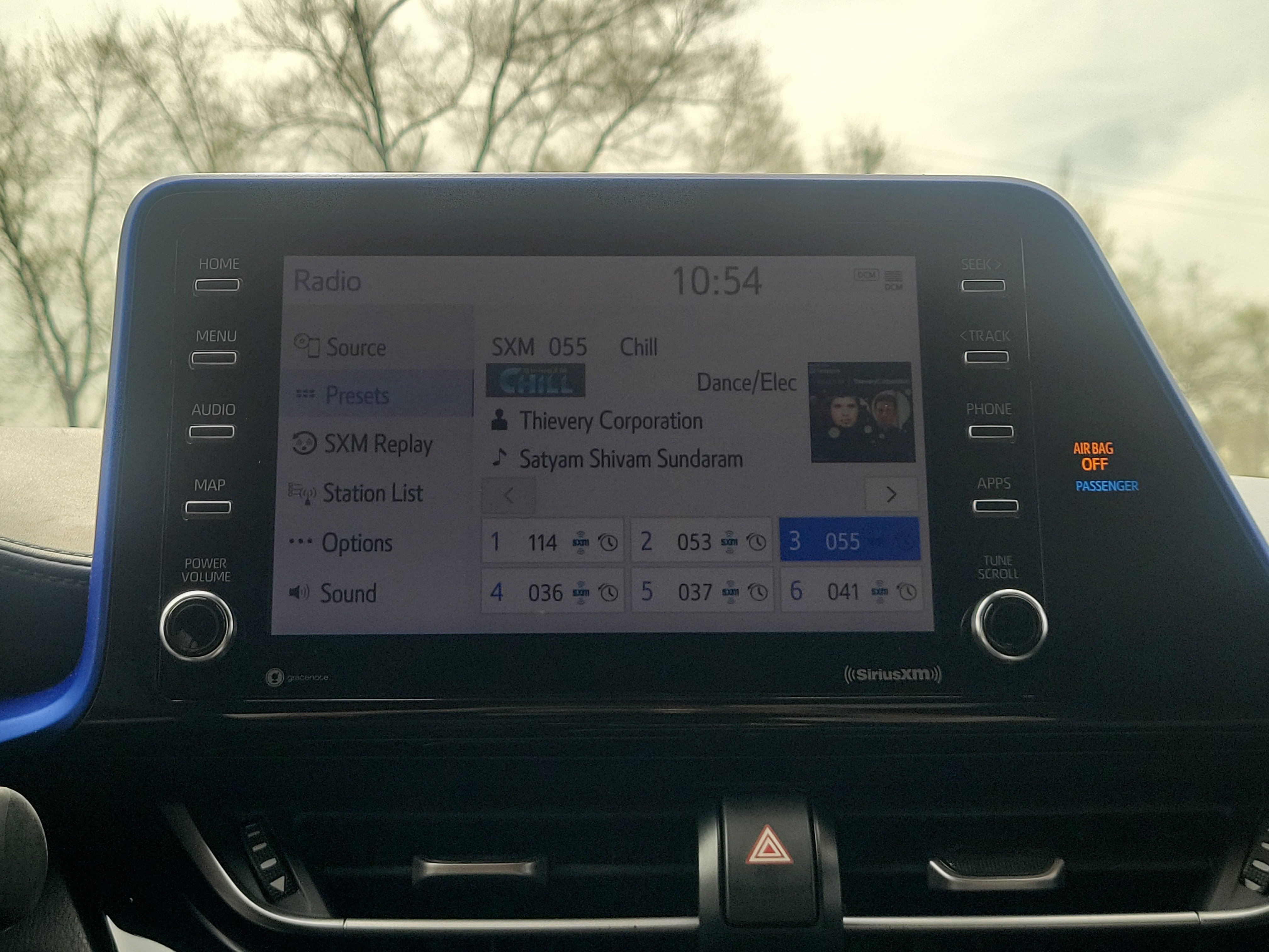 Used 2021 Toyota C-HR XLE image 27