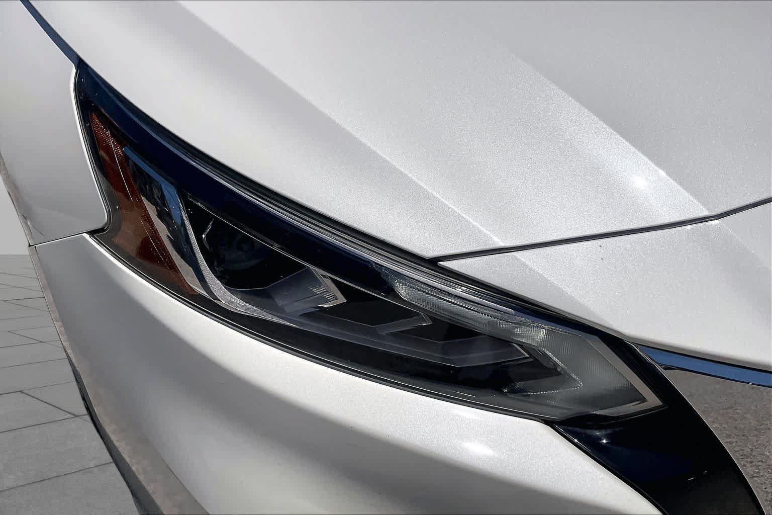 Used 2019 Nissan Altima 2.5 SV FWD image 27