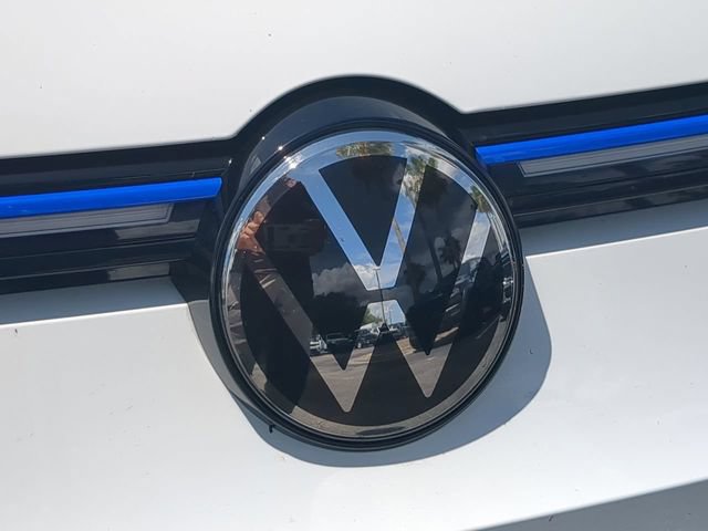 Used 2024 Volkswagen Golf R AWD/4WD image 13