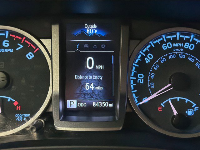 Used 2022 Toyota Tacoma SR5 w/ Technology Package image 25