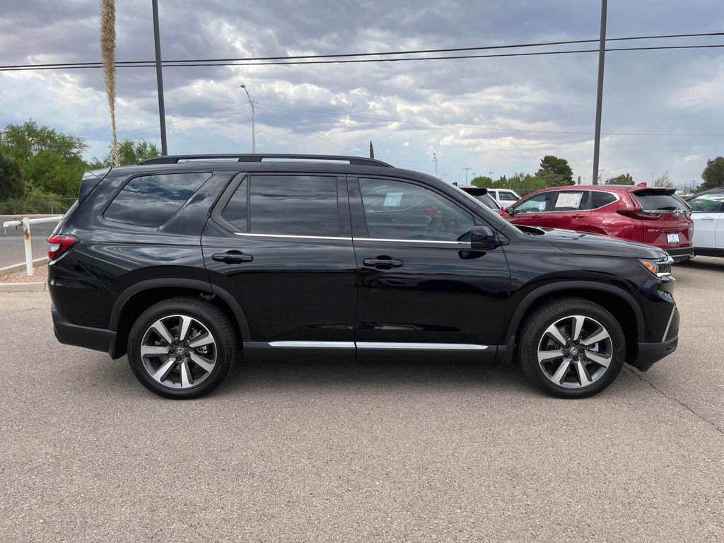 Certified 2024 Honda Pilot Touring image 6