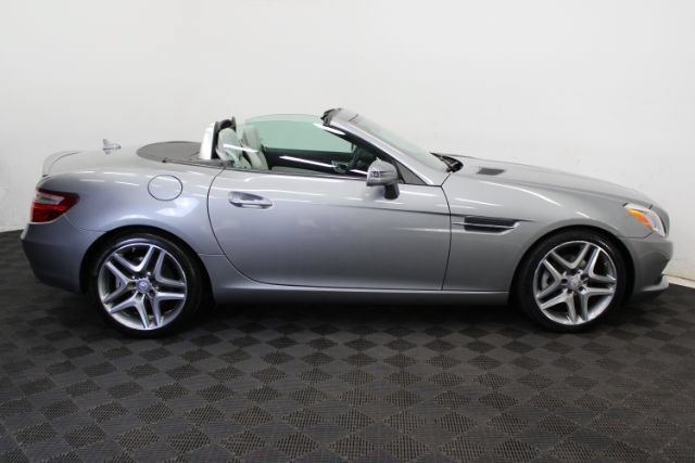 Used 2014 Mercedes-Benz SLK 250 image 8