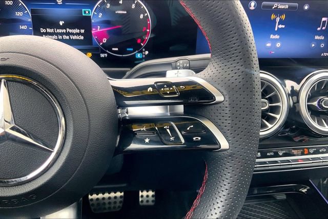 Used 2026 Mercedes-Benz GLB 250 4MATIC image 21