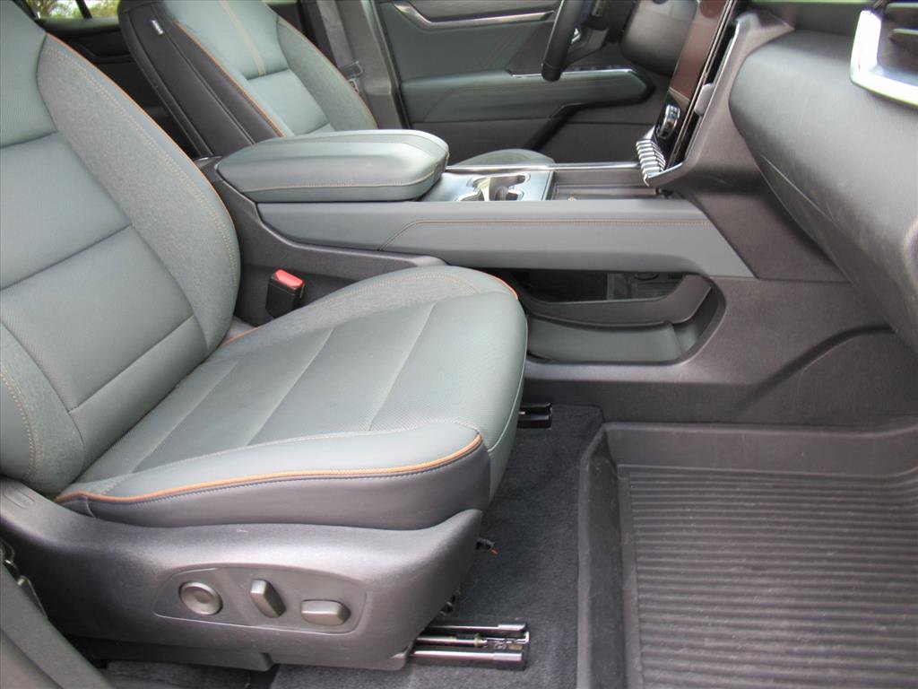 Used 2024 GMC Acadia AT4 w/ LPO, Floor Liner Package image 10