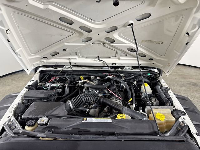 Used 2009 Jeep Wrangler X image 26