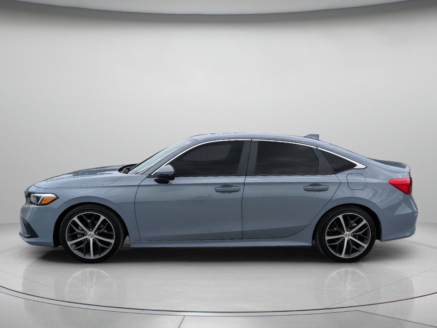 Used 2024 Honda Civic Touring image 5