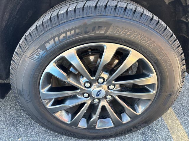 Used 2019 Ford Expedition Limited RWD image 10