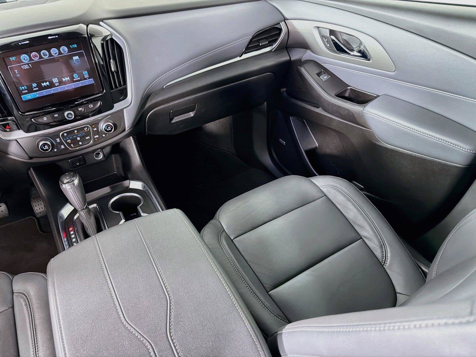 Used 2019 Chevrolet Traverse LT w/ LT Premium Package AWD/4WD image 27