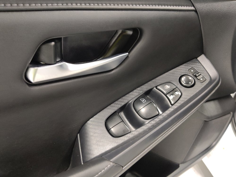 Used 2024 Nissan Sentra SV image 27