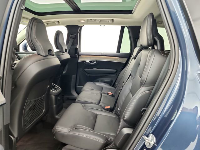 Certified 2025 Volvo XC90 T8 Ultra w/ Protection Package Premier image 31