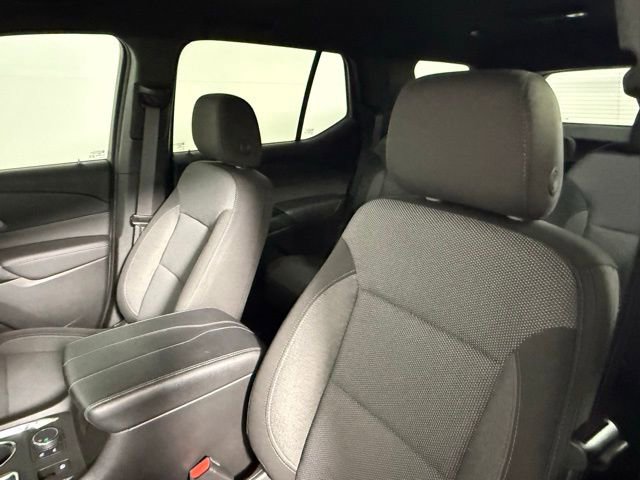 Used 2023 Chevrolet Traverse LT FWD image 29
