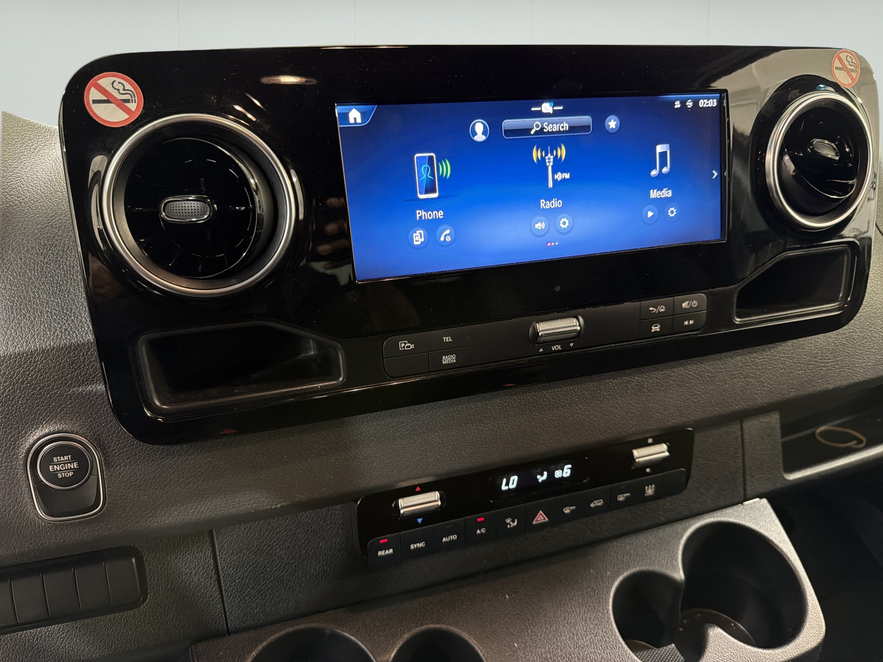 Used 2025 Mercedes-Benz Sprinter 2500 image 18