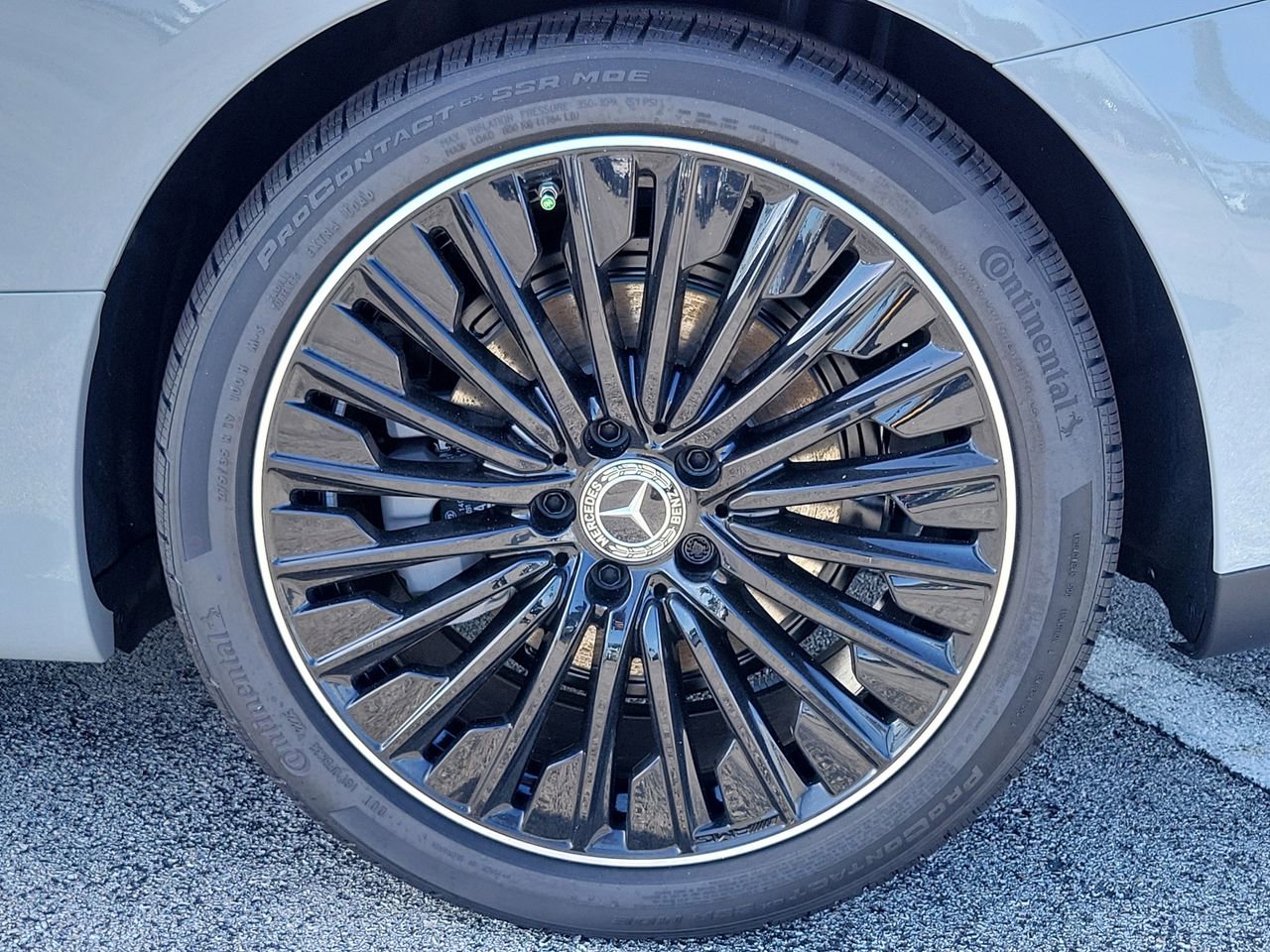 New 2026 Mercedes-Benz CLE 300 4MATIC Coupe image 9