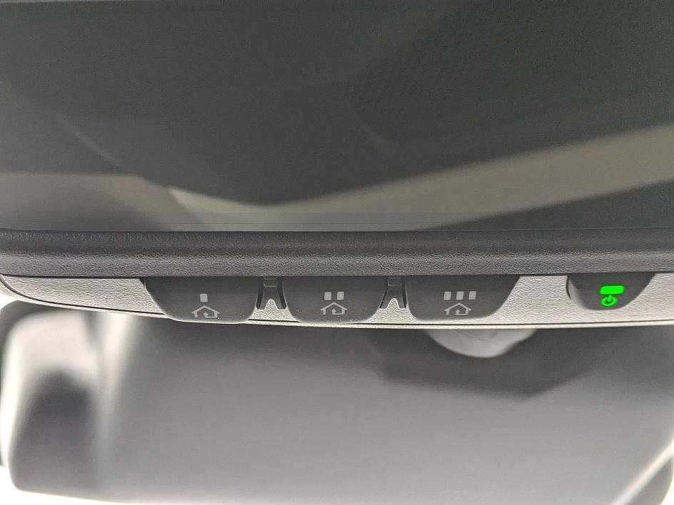 Used 2024 Subaru Crosstrek 2.0i Premium image 25