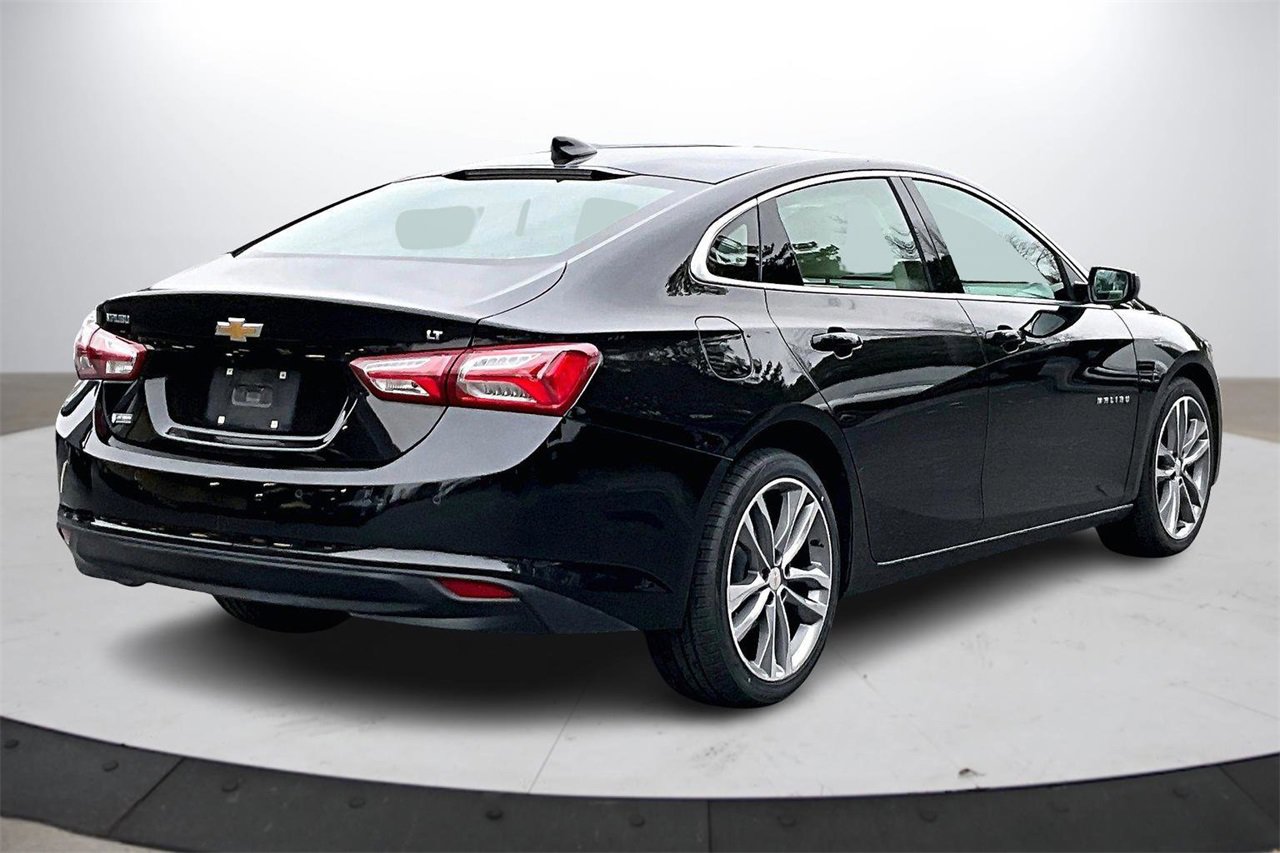 Used 2024 Chevrolet Malibu LT image 9