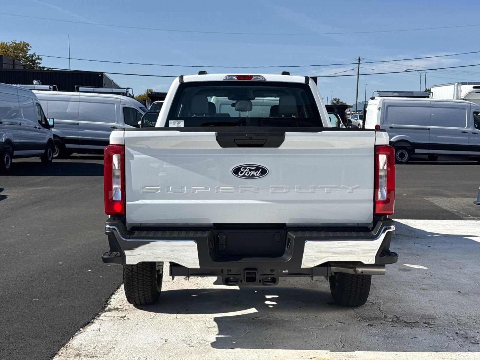 New 2027 Ford F250 XL w/ XL Driver Assist Package AWD/4WD image 4