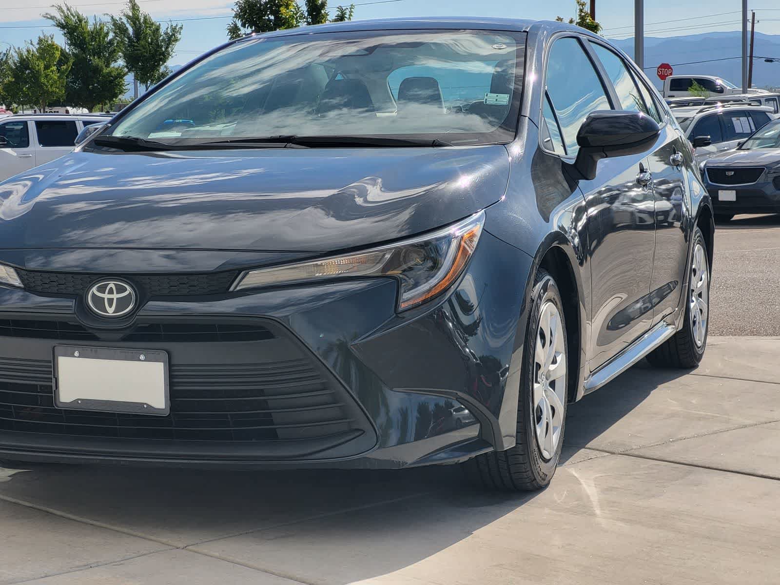 Used 2024 Toyota Corolla LE FWD image 7