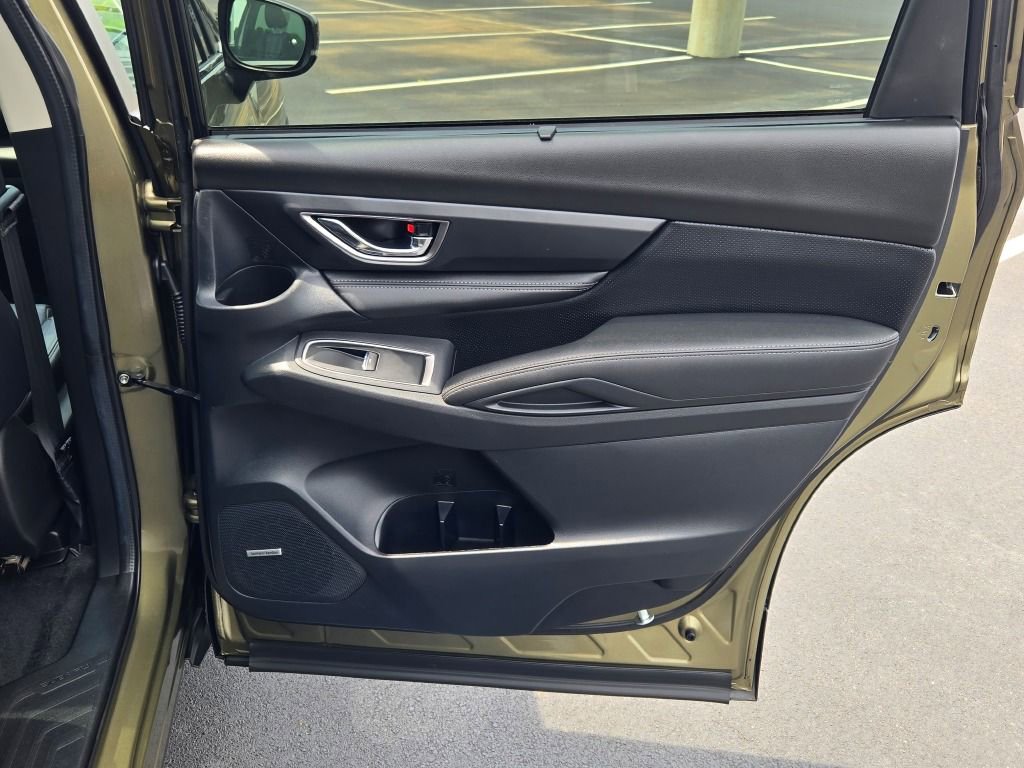 Used 2024 Subaru Ascent Limited w/ Technology Package image 9