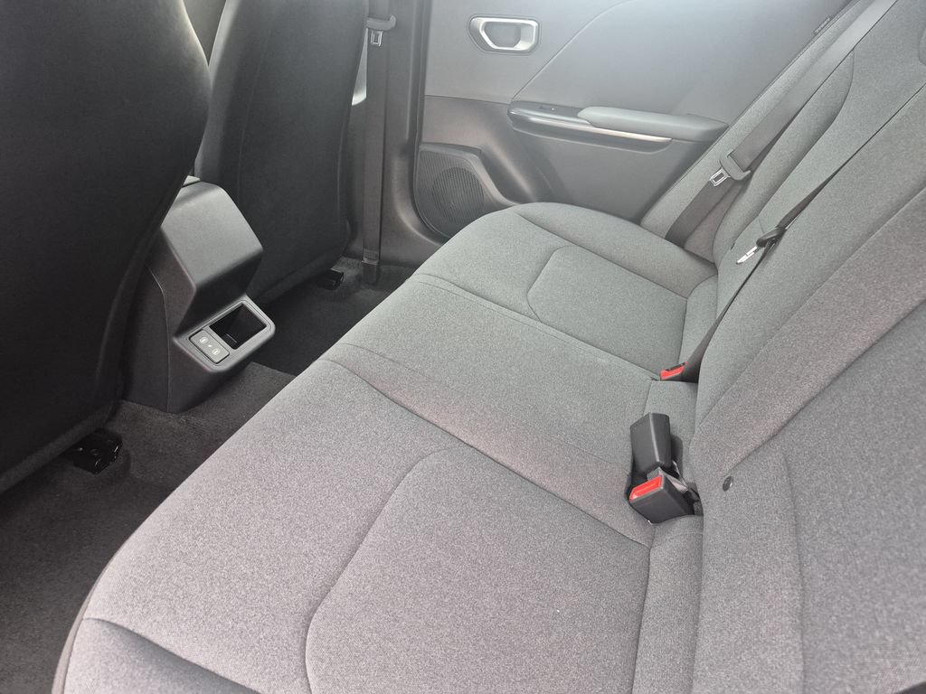 New 2026 Kia K4 FWD image 12