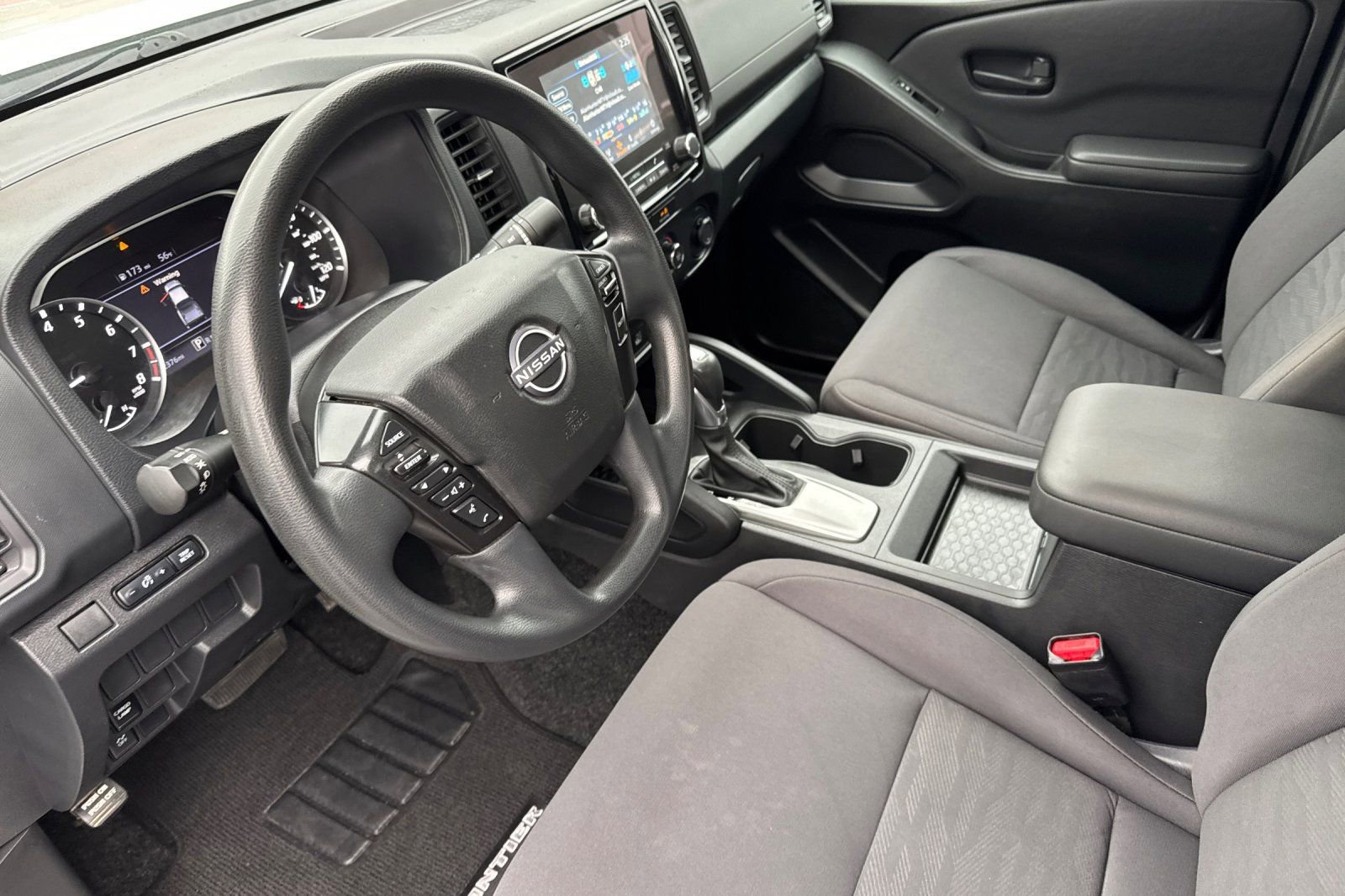 Used 2022 Nissan Frontier S image 9