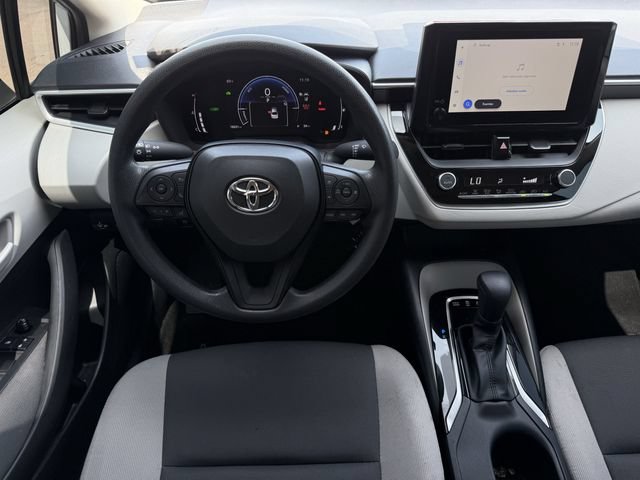 Used 2026 Toyota Corolla LE FWD image 12