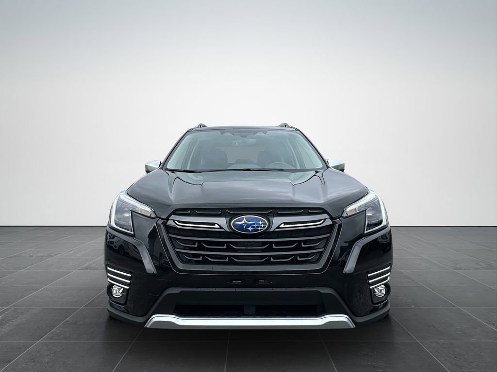 Used 2024 Subaru Forester Touring w/ Pop Package 2