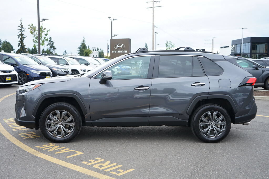 Used 2024 Toyota RAV4 Limited w/ Weather Package AWD/4WD image 8