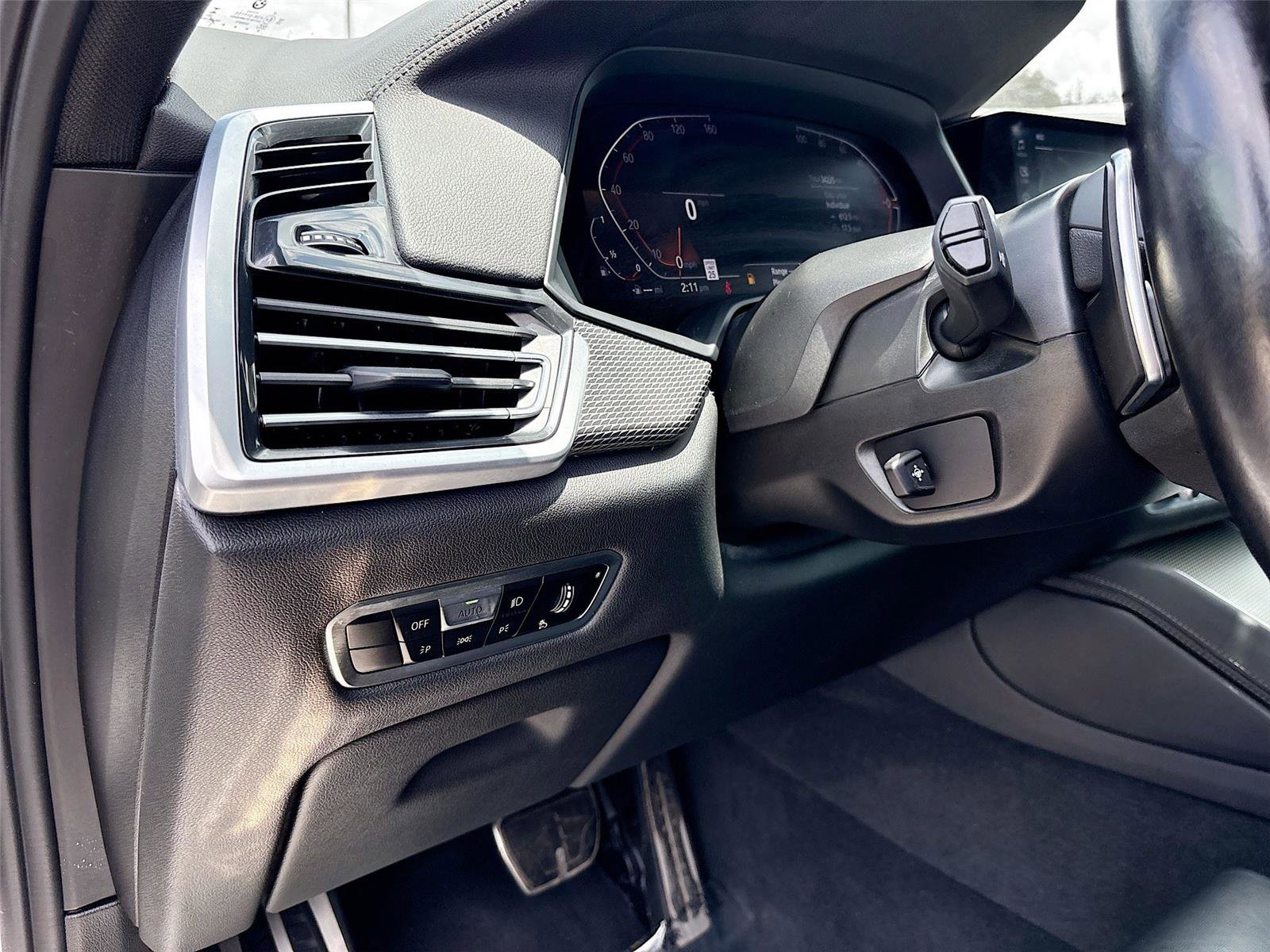 Used 2023 BMW X6 xDrive40i image 11