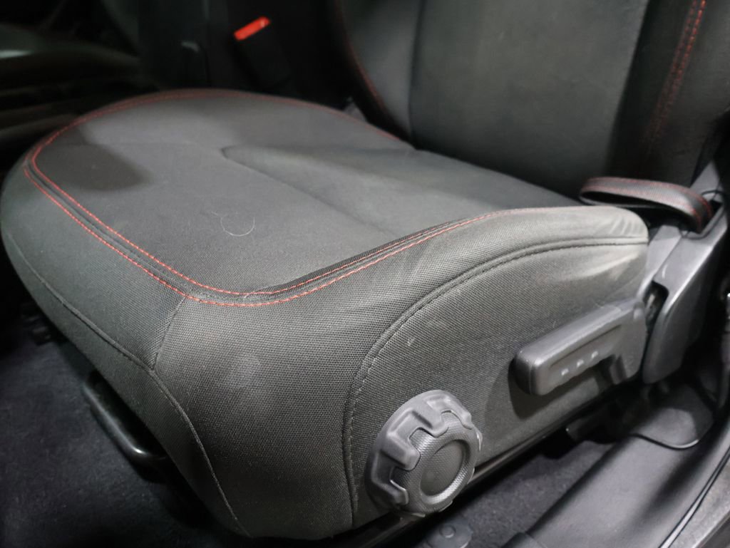 Used 2019 Jeep Wrangler Unlimited Rubicon image 11