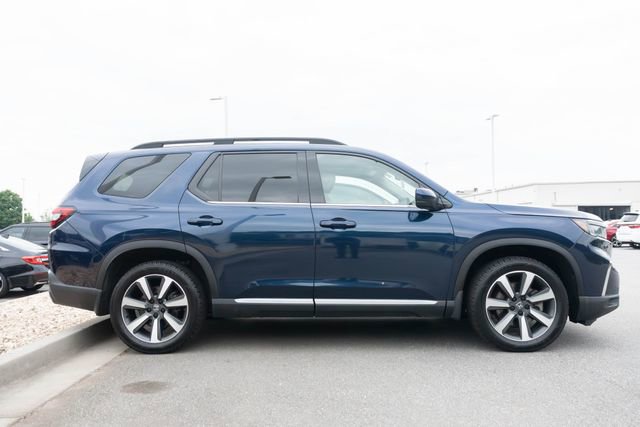 Used 2023 Honda Pilot Touring image 5