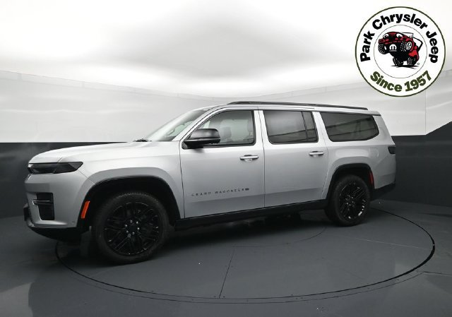 New 2026 Jeep Grand Wagoneer L Limited AWD/4WD image 2