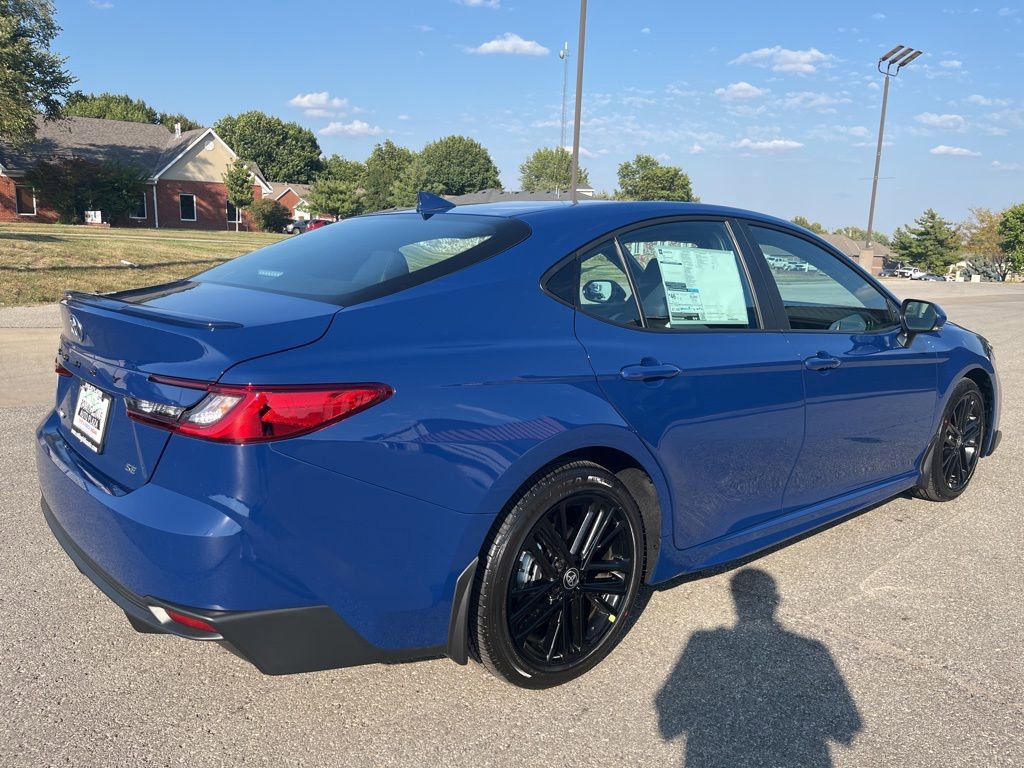 New 2026 Toyota Camry SE image 5