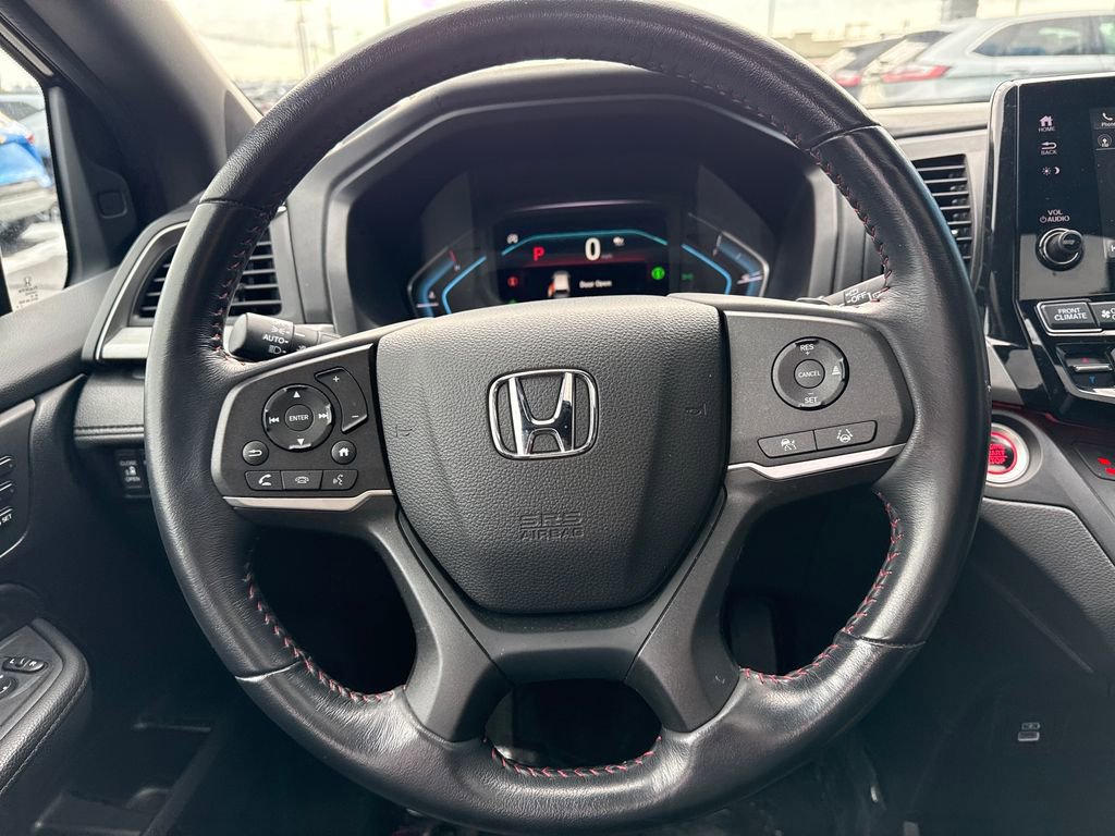 Used 2024 Honda Odyssey Sport image 17