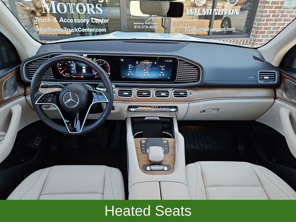 Used 2024 Mercedes-Benz GLS 450 4MATIC image 9