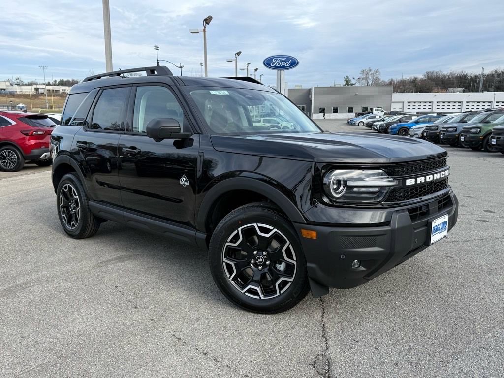 New 2025 Ford Bronco Sport Outer Banks w/ Outer Banks Tech Package+ image 1